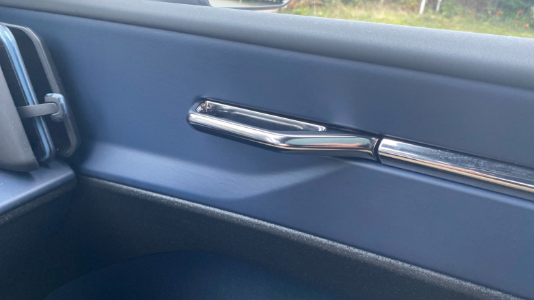 Volvo EX30 200kW SM Extended Range Ultra 69kWh 5dr Auto Electric Estate